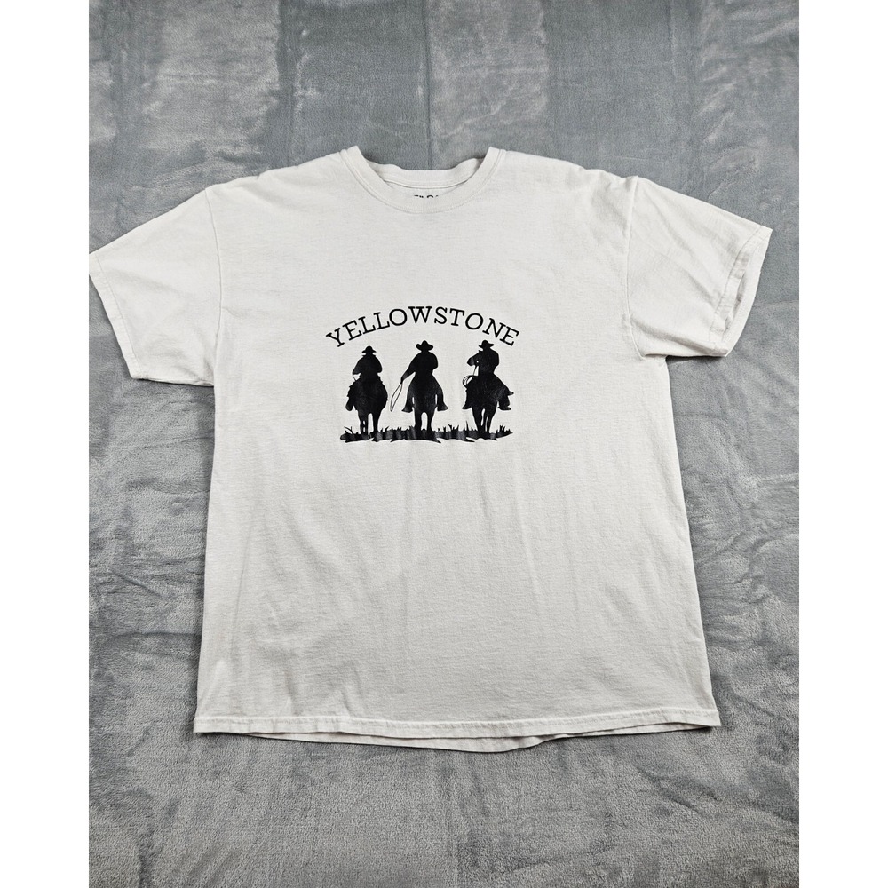 Yellowstone T-Shirt Men's Size‎ XL Gilden Tag Cotton Dutton Ranch Cowboys Horses